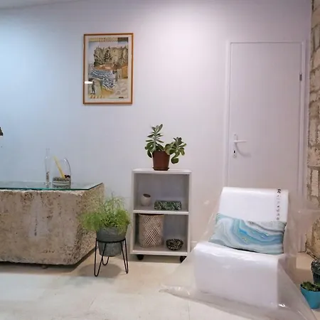 Val & Mar Apartment *