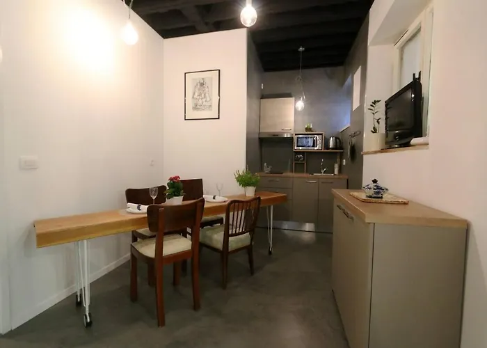 Val & Mar Apartman Zára